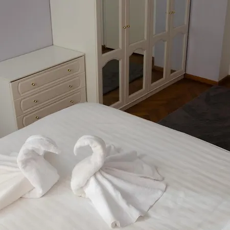 Large 3-room In A Historic House Appartement Tallinn