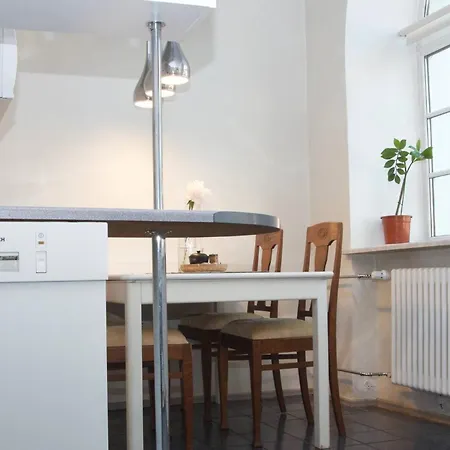 Large 3-room In A Historic House