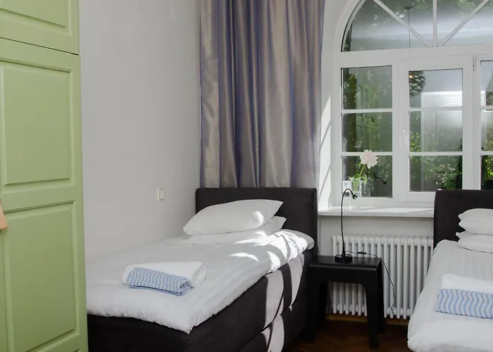 Large 3-room In A Historic House *